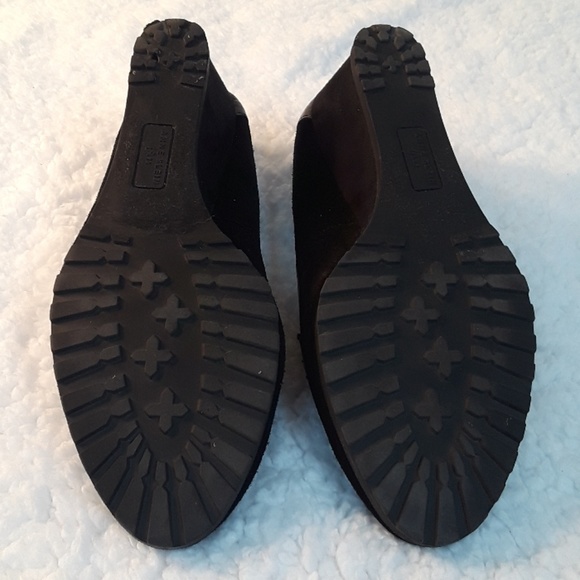 Anne Klein Wedges - Picture 5 of 7